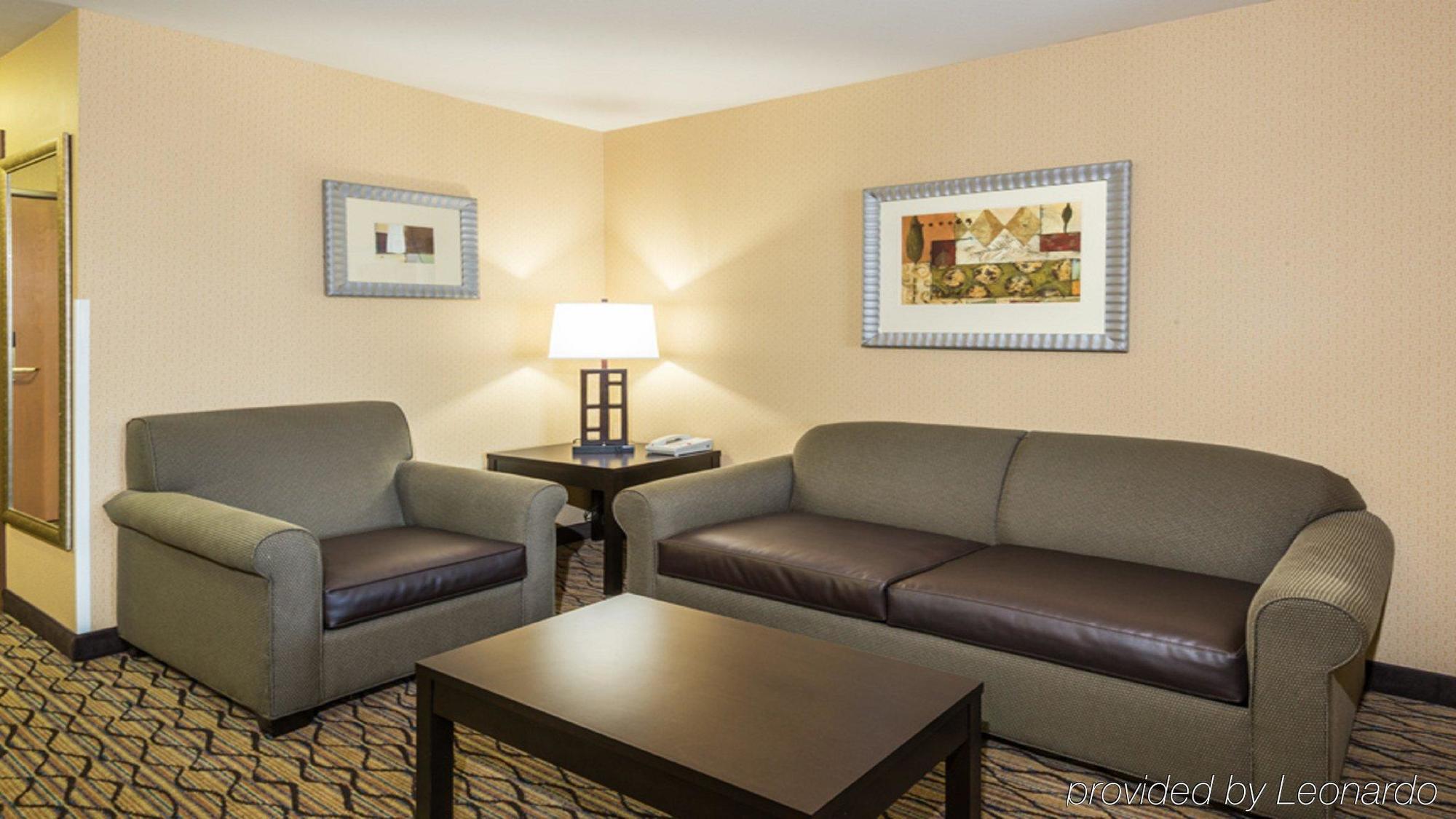 Holiday Inn Express Hotel & Suites North Seattle - Shoreline, An Ihg Hotel Dış mekan fotoğraf