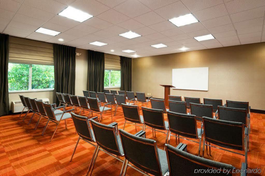 Holiday Inn Express Hotel & Suites North Seattle - Shoreline, An Ihg Hotel Dış mekan fotoğraf